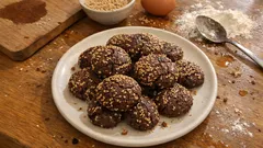 Dışı çıtır, içi yumuşak: susama bulanmış kakaolu kurabiye tarifi