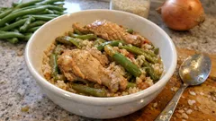 Tek tencerede taze fasulyeli tavuk kapama: pirinci tane tane yapan pratik usul